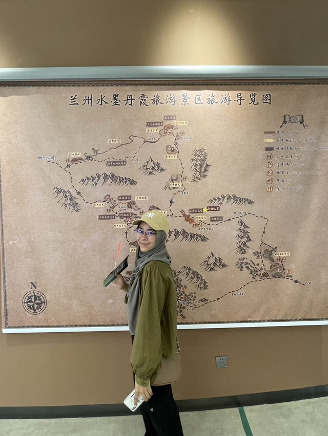 🌈 Shuimo Danxia — ภูเขาสีรุ้งกลาง Lanzhou 🌈 Shuimo Danxia — ภูเขาสีรุ้งกลาง Lanzhou