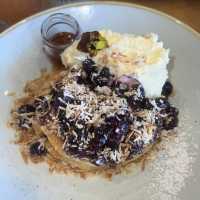 Fika on Brix: คาเฟ่ชิลพาเพื่อนสี่ขามานั่งได้