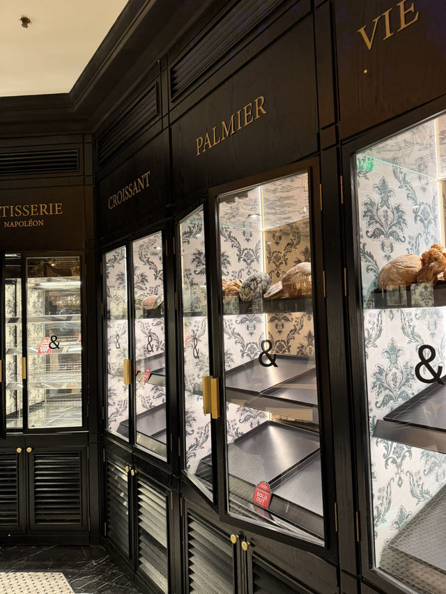 Butterful & Creamorous – The MixC Qingdao