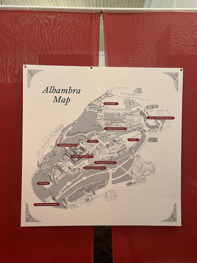 Di depan bangunan megah, seni berbicara lewat keramik, guci, Di depan bangunan megah, seni berbicara lewat keramik, guci,