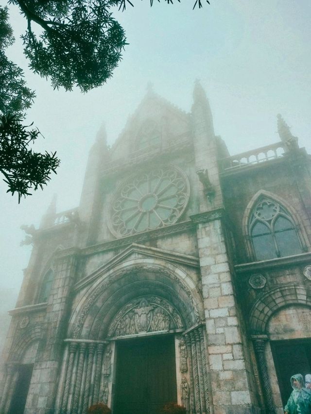 BA NA HILLS, Danang, Vietnam BA NA HILLS, Danang, Vietnam