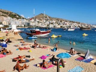 ​ 地中海の隠れた宝石、アルバニアのサランダ（Saranda）を徹底解説！