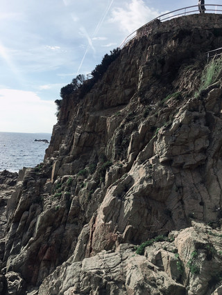 🇪🇸 Vertigo Cliffs & Mountain Massifs: The Wild, Active Side of Lloret de Mar! 🧗‍♂️🌲