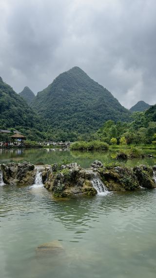 💦🌿 One of Asia’s most spectacular waterfalls, right here in Anshun, Guizhou! 🇨🇳✨
