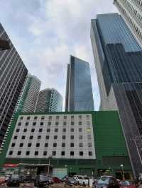 🏙️ Makati: The Stylish Pulse of Metro Manila 💼🌿