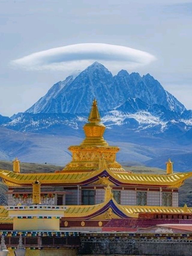 🏔️ Sacred Peaks and Sky Reflections – Yala National Park, Sichuan