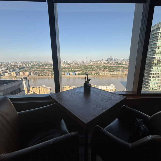 London Calling! Canary Wharf Novotel :)