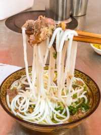 說說安順那些不需要營銷的店｜清湯牛肉粉