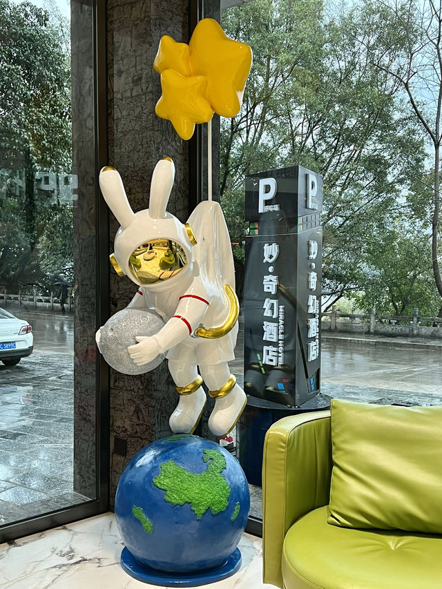 陽朔寶藏酒店 超大露台欣賞漓江美景！