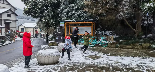 徒步杭州最美森林古道：徑山古道