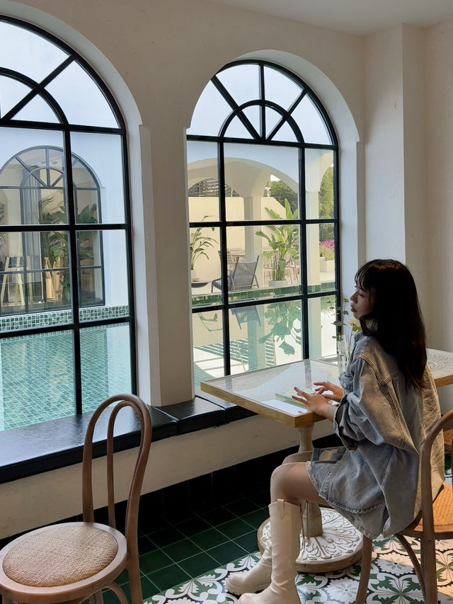住在山水畫裡自帶北歐氛圍感度假酒店