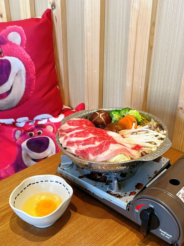 整棟別墅🏡都是草莓熊放到哪裡都是炸裂的