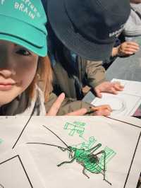 這個展得從負一樓開始逛，匯集了136件真跡