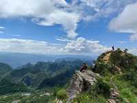 穿越英德莫六公山，行走山脊線賞峰林