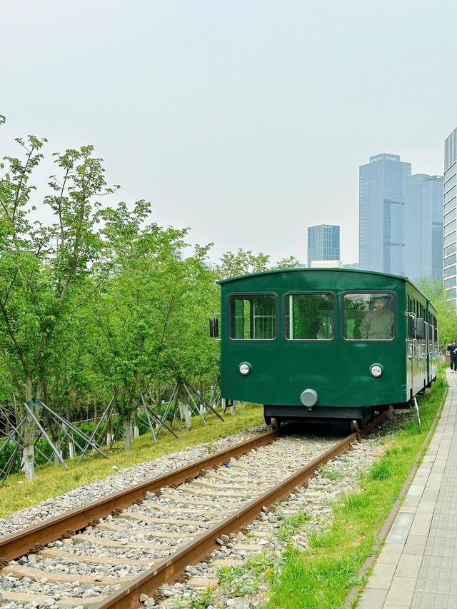 武漢火車頭主題樂園，溜娃天花板