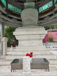 假日寺廟一日遊