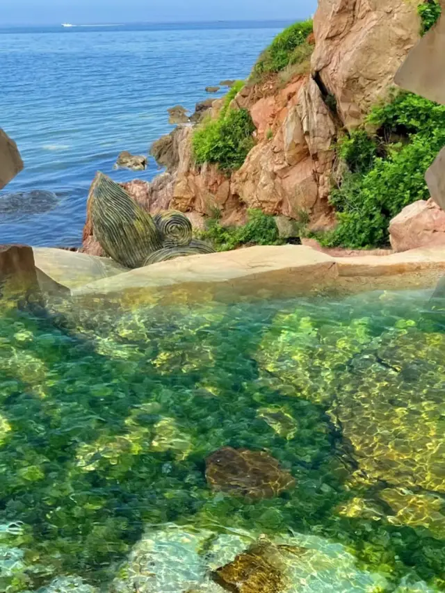 In Yantai! It can be called the 'Maldives' exclusively for Chinese babies
