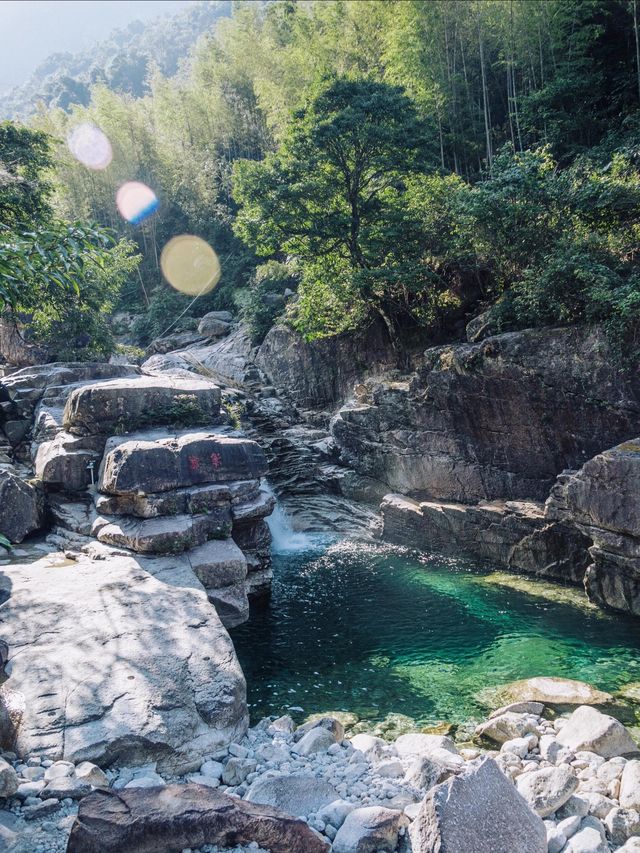 炎炎夏日，逃離“燒烤模式”，解鎖貓兒山的清涼秘境！