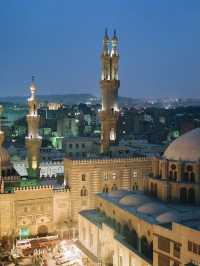 🌟 Discover Cairo's Treasures: Must-See Spots! 🌇