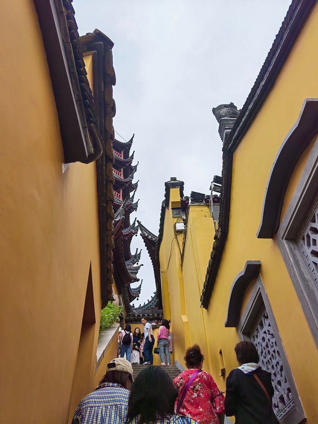 鎮江金山。