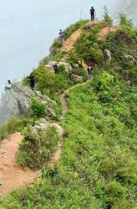 不用去桂林 廣東也有自己的水墨畫山。