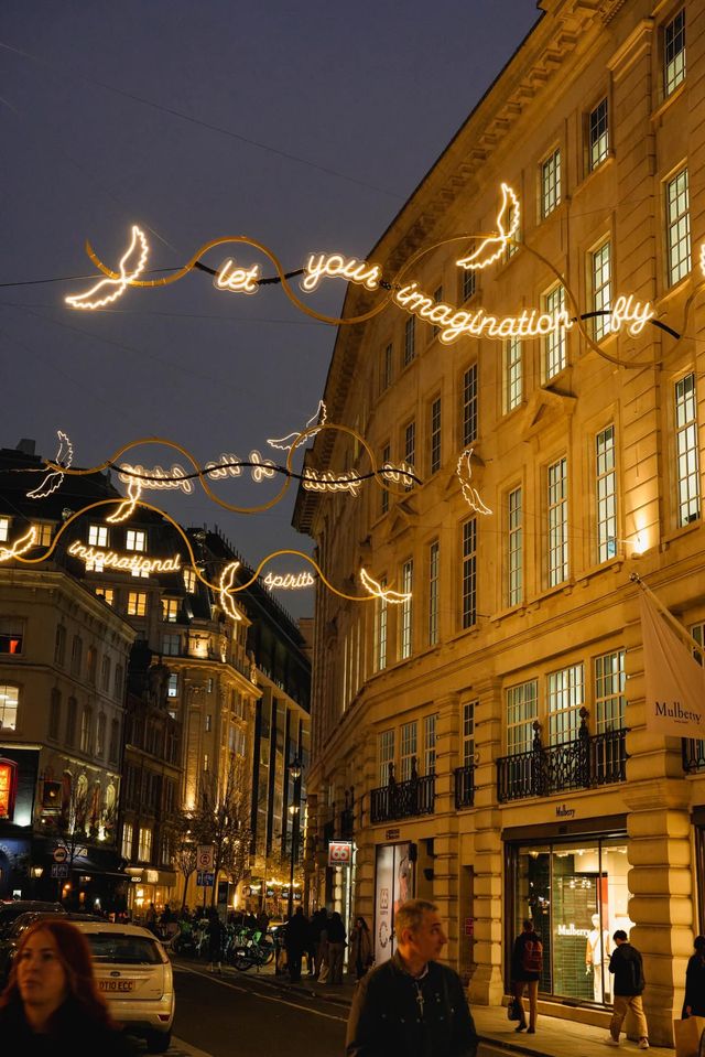 Can't imagine how beautiful Christmas in London will be this year...