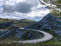 Hike to Vega de Ario Refuge: A Scenic Adventure in the Picos de Europa 🥾🏞️