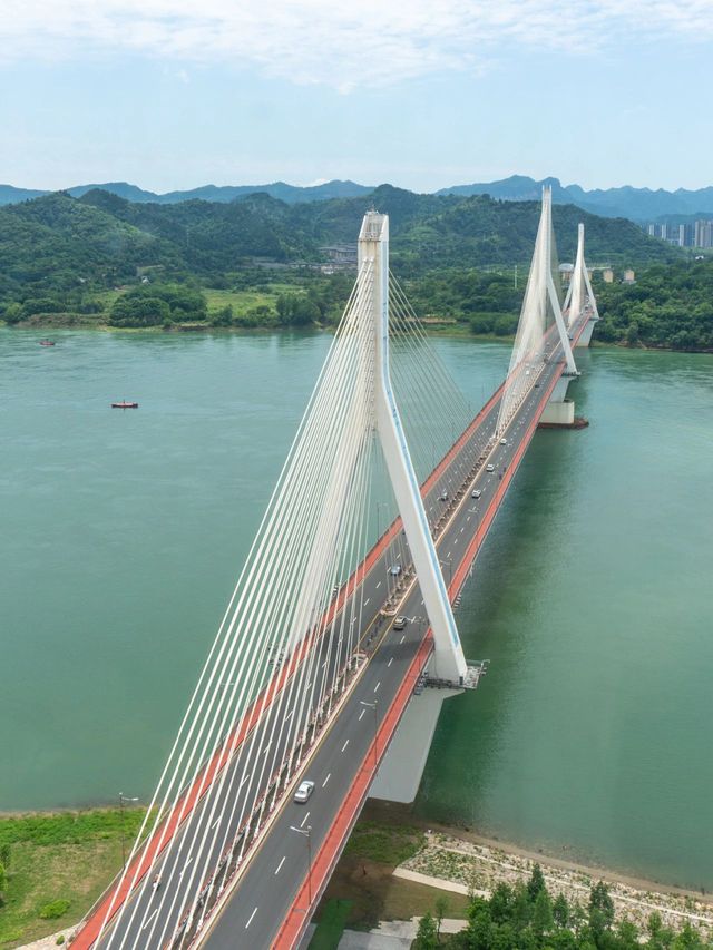 帶娃遊武漢-長江三峽-三峽大壩震撼心靈的美景之旅