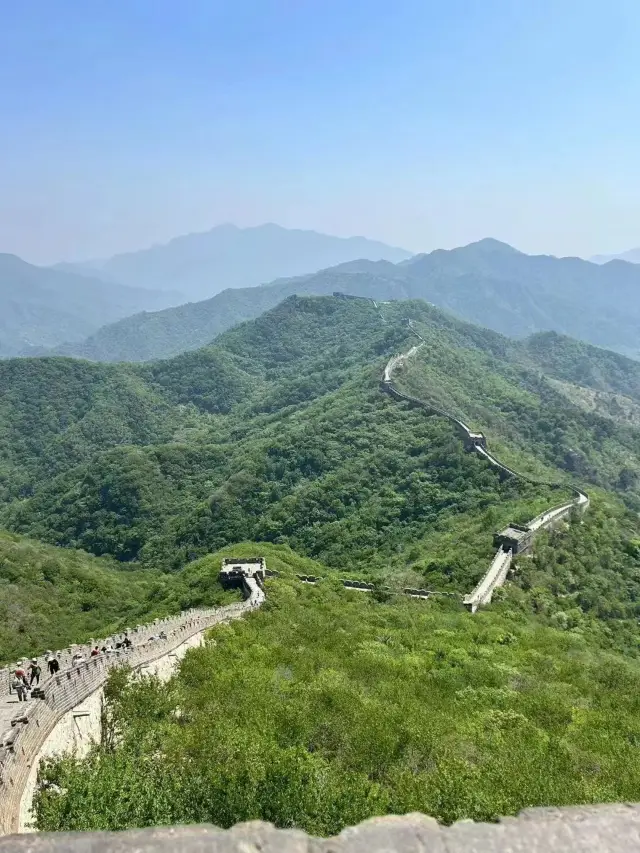 How to Explore the Mutianyu Great Wall East Route