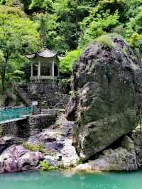 寧波寧海，呢片廣袤而秀美嘅土地上，有一個被大自然寵愛嘅地方——