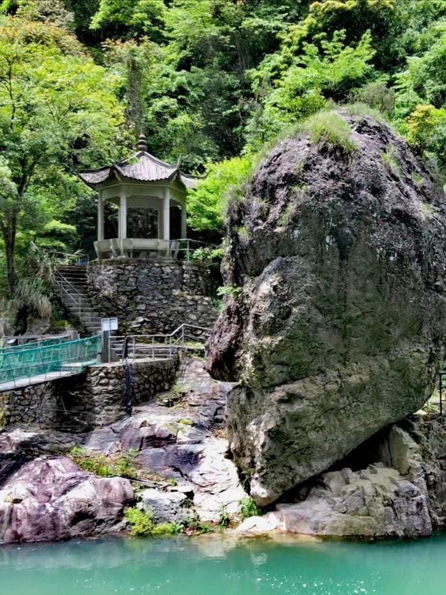 寧波寧海，呢片廣袤而秀美嘅土地上，有一個被大自然寵愛嘅地方——
