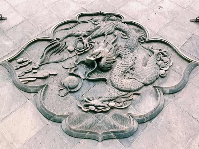 A Spiritual Retreat at Luohou Temple: A Guide to Staying at Wutai Mountain’s Sacred Lamaist Temple