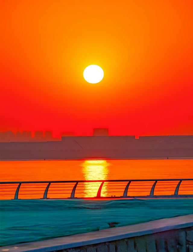 《海色朝暮間，天津濱海私藏的日出日落詩篇》
