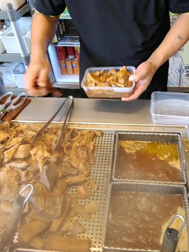澳門必吃！官也街轉角的「神級」牛雜，鮮香撲鼻讓人欲罷不能！ 