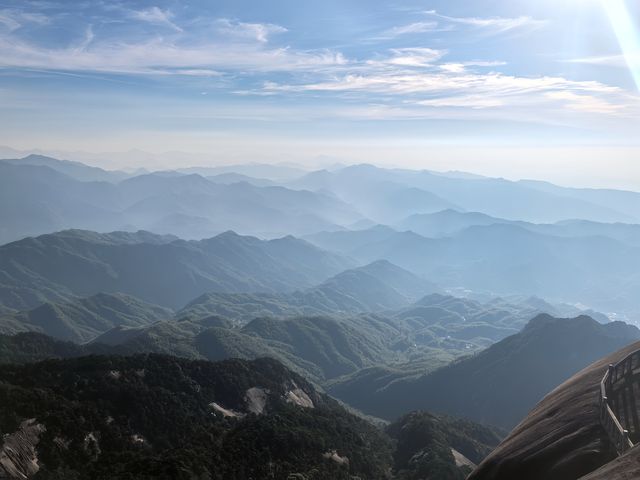 天柱山夜爬終極攻略：星空為被，雲海為席，今個夏天一齊逃離