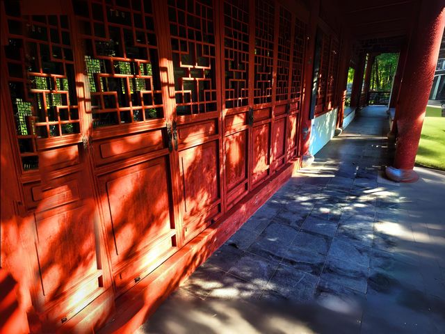 藏匿在古華園的晚晴仙境 | 武俠感江南園林打卡指南 藏匿在古華園的晚晴仙境 | 武俠感江南園林打卡指南
