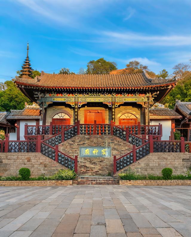 陳爐古鎮·千年窯火不滅 | 打卡「爐山不夜」,尋跡東方陶瓷活化石 陳爐古鎮·千年窯火不滅 | 打卡「爐山不夜」,尋跡東方陶瓷活化石