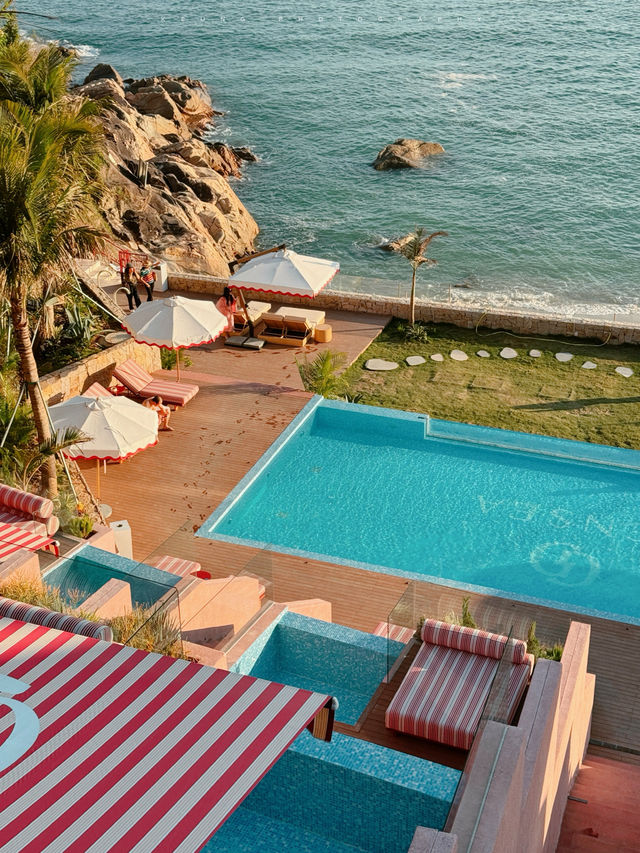 深圳松善｜住進紅牆藍海間的隱世美學度假地