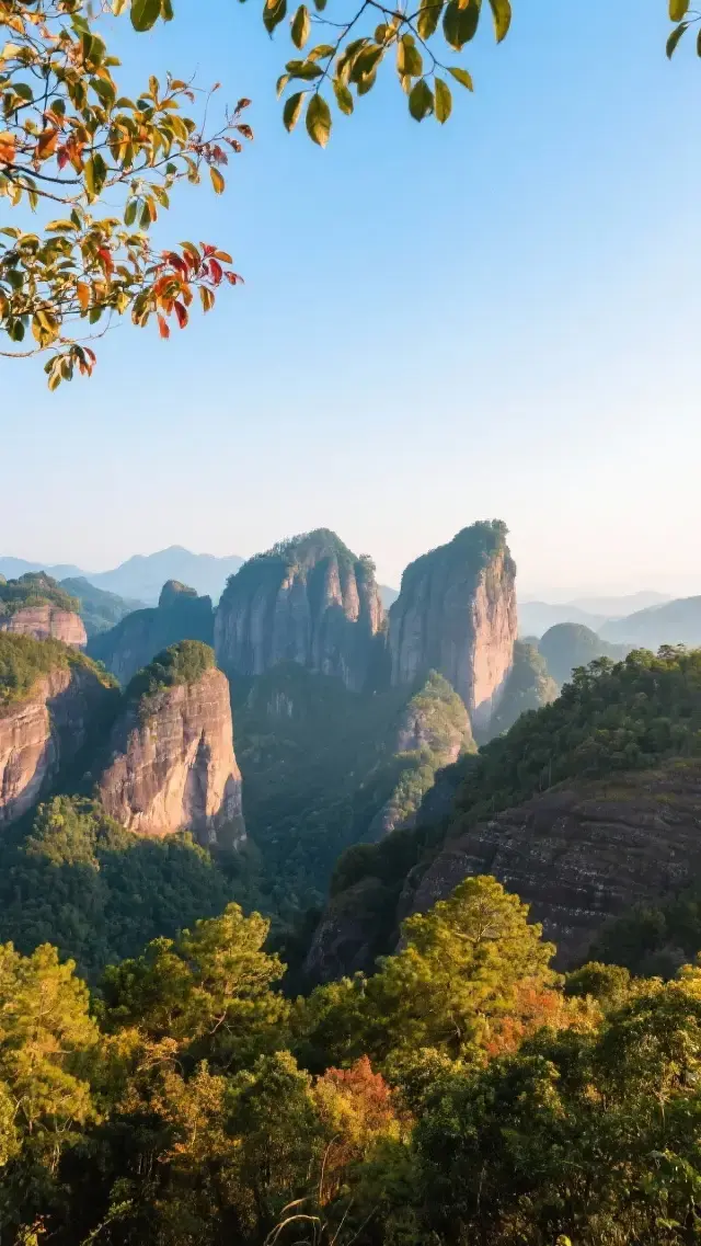 12 เดือน 4 สถานที่ศักดิ์สิทธิ์ คนน้อย วิวสวย!