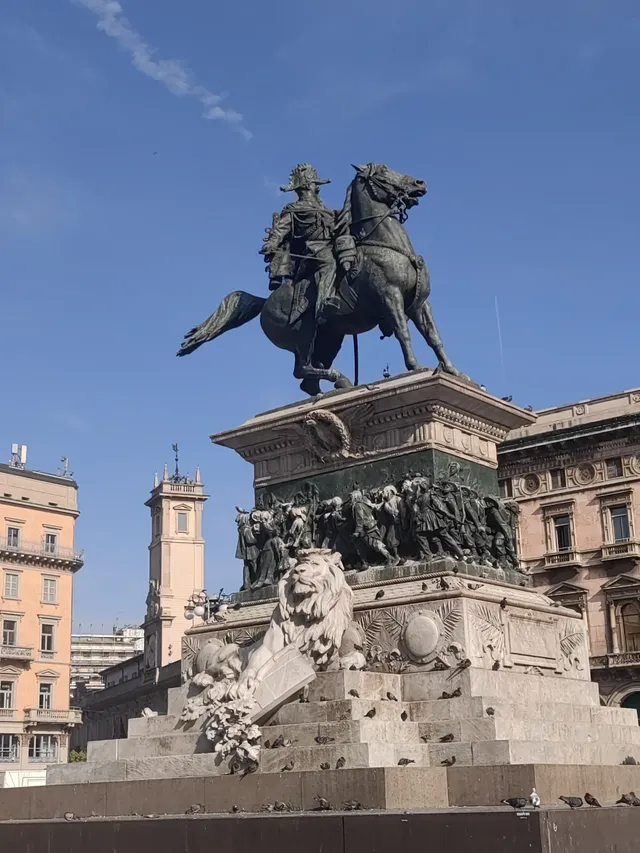 聽朋友推薦，報了一個意大利半自由行團（無廣