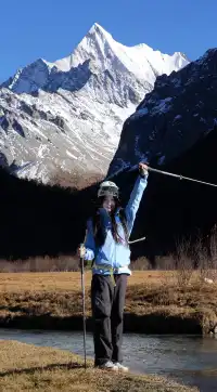 稻城亞丁的雪山頂,我的徒步ootd贏麻了!