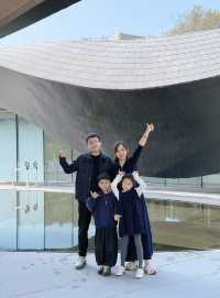 帶娃山裡放養！去個有藝術家的小鎮民宿過夜