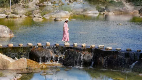 Hindari keramaian! Saya menemukan "Tempat Tinggal Terpencil di Hutan Bambu" yang sesungguhnya di Yangxi. — traveler post in Yangxi County