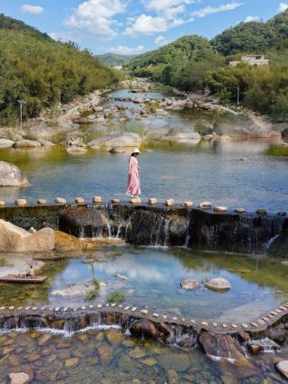 Escape the crowds! I found a real-life "Secluded Abode in a Bamboo Forest" in Yangxi.
