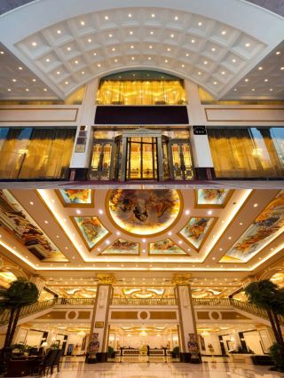 Xiaoyi Dihao Hotel - Lüliang's First Listed Five-Star Comprehensive Business Hotel, located at No. 181 Chongwen Street, Xiaoyi City.

Core Highlights