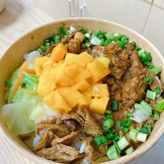 觀塘台灣菜·特色芒果滷肉飯