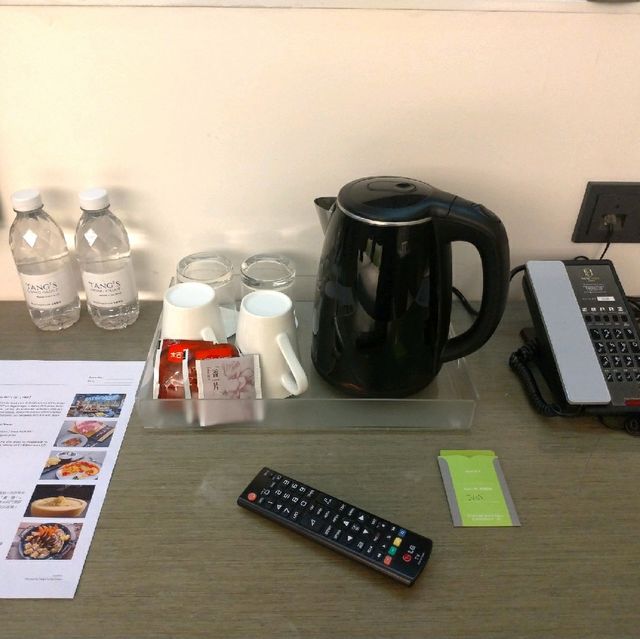 葵涌工業區內的旭逸酒店荃灣