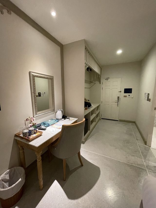 โรงแรมแพนภูรีย์ 