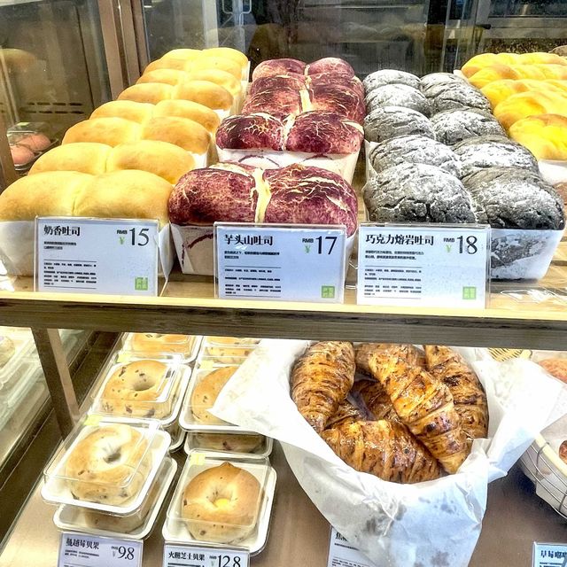 「奈雪的茶」深圳人氣飲品麵包店