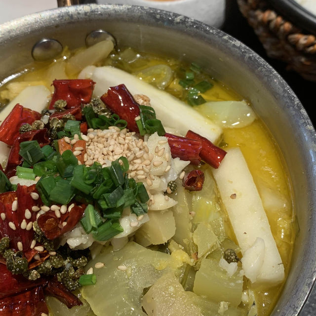 召集「飯桶」！現煲瓦鍋飯，真正做到香糯軟熟有飯焦！